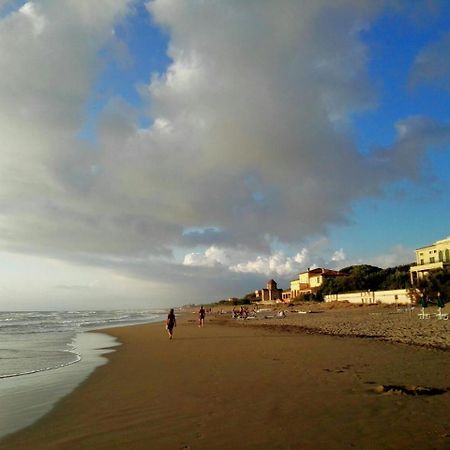 Villa Emilia Marina di Castagneto Carducci Εξωτερικό φωτογραφία